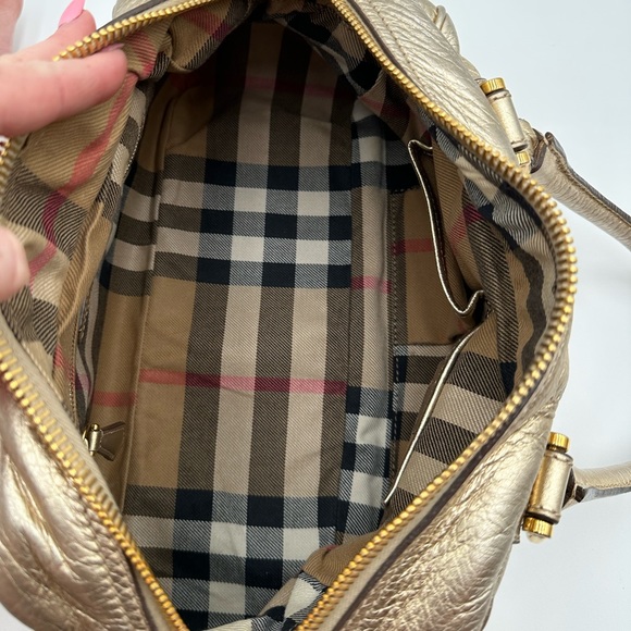 💯 BURBERRY Metallic Gold Satchel - Picture 8 of 16